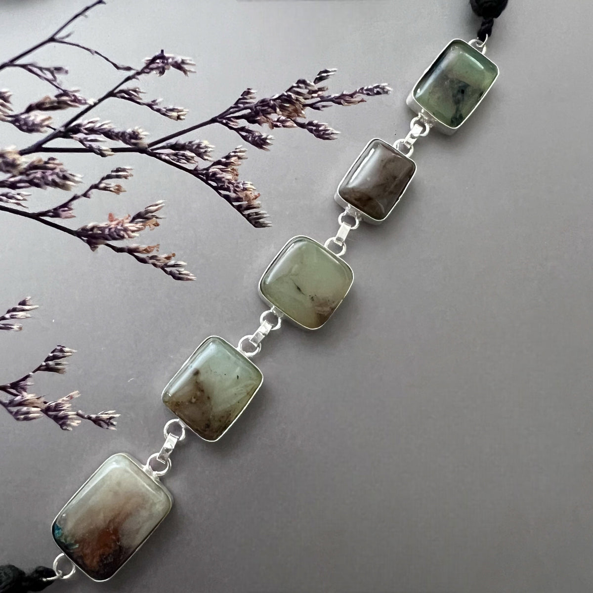 RICHARA BIJOUX PREMIUM AND EXCLUSIVE NATURAL STONE HANDMADE CHOKER CH382