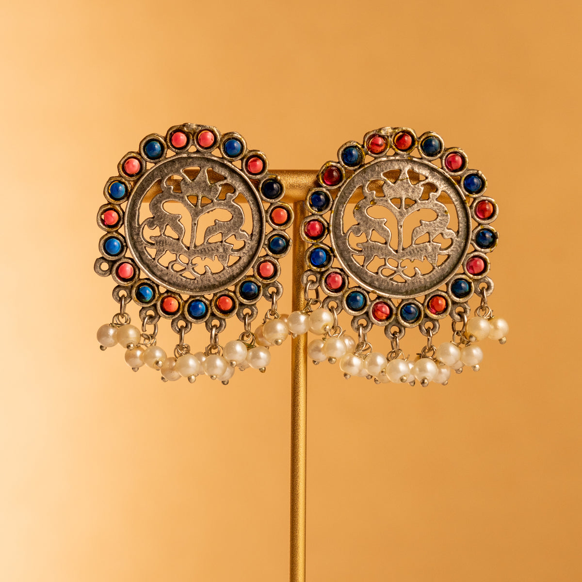 MOULITHA FAUX SILVER PREMIUM SEMI HANDMADE CARVING NECKLACE WITH EARRINGS NL132