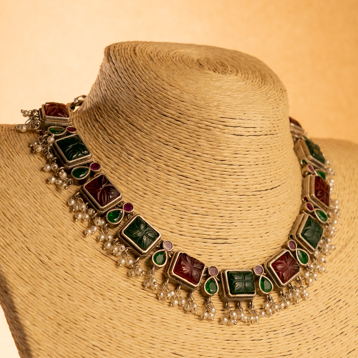 NIHARA FAUX SILVER PREMIUM SEMI HANDMADE CARVING NECKLACE WITH EARRINGS NL129