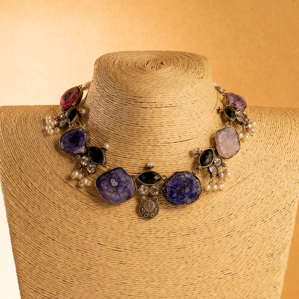 PRETHI NATUAL STONES PREMIUM FAUX SILVER HANDMADE ANTIQUE NECKLACE/NECKPIECE NL19