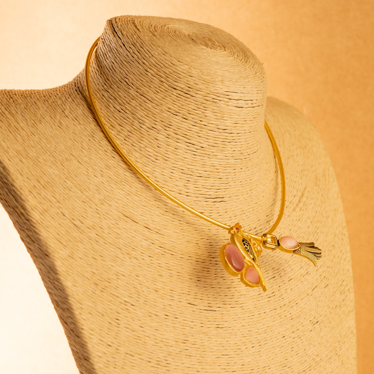 ANUHA HANDMADE HAND HAMMERED ANTIQUE NECKPIECE/NECKLACE/HASLI NL18