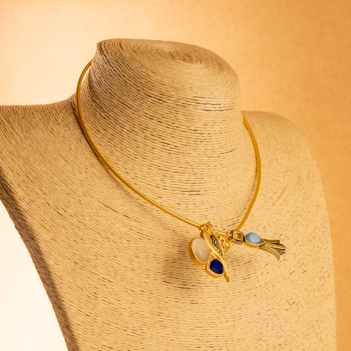 ANUHA HANDMADE HAND HAMMERED ANTIQUE NECKPIECE/NECKLACE/HASLI NL18