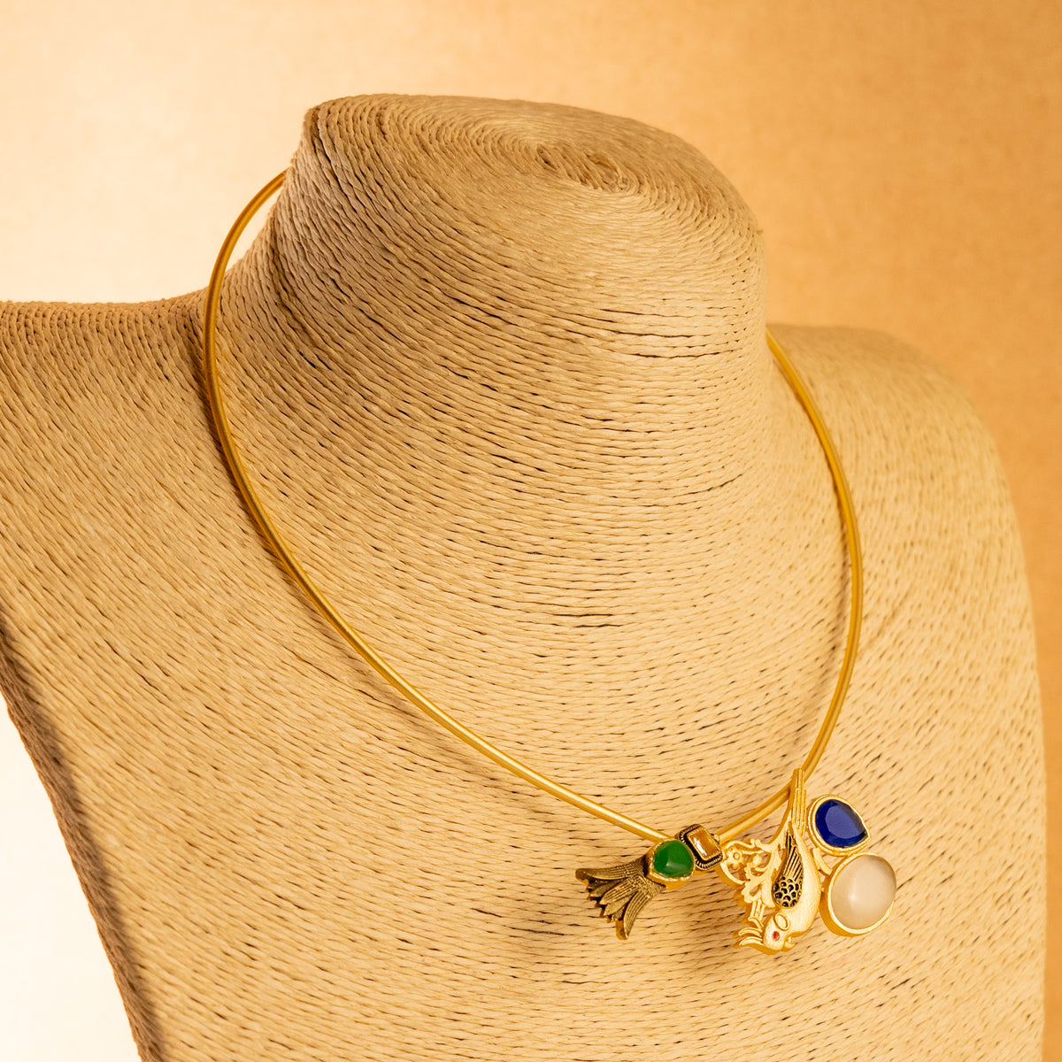 ANUHA HANDMADE HAND HAMMERED ANTIQUE NECKPIECE/NECKLACE/HASLI NL18