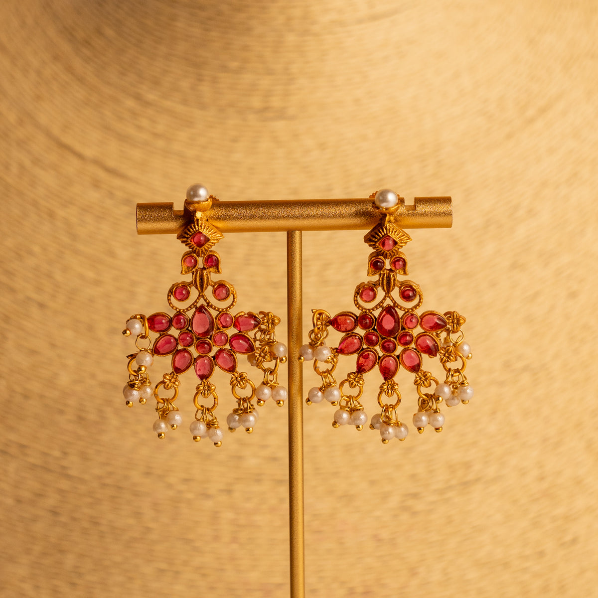 VANI GOLD TONED ANTIQUE FINISH NECKLACE WITH EARRINGS NL171