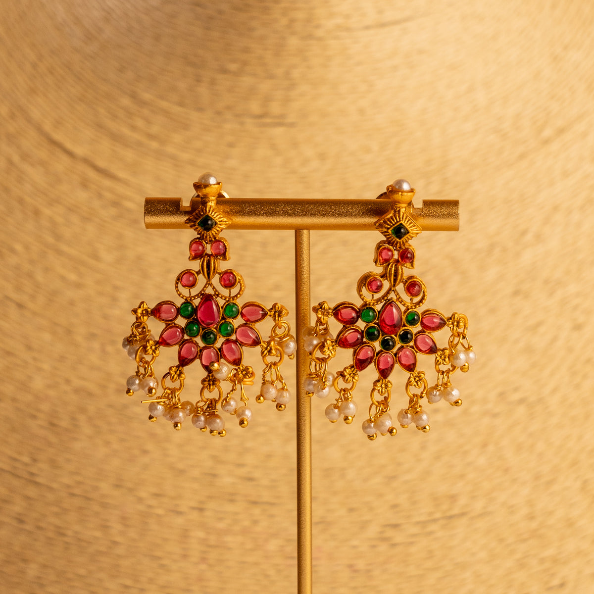 VANI GOLD TONED ANTIQUE FINISH NECKLACE WITH EARRINGS NL171