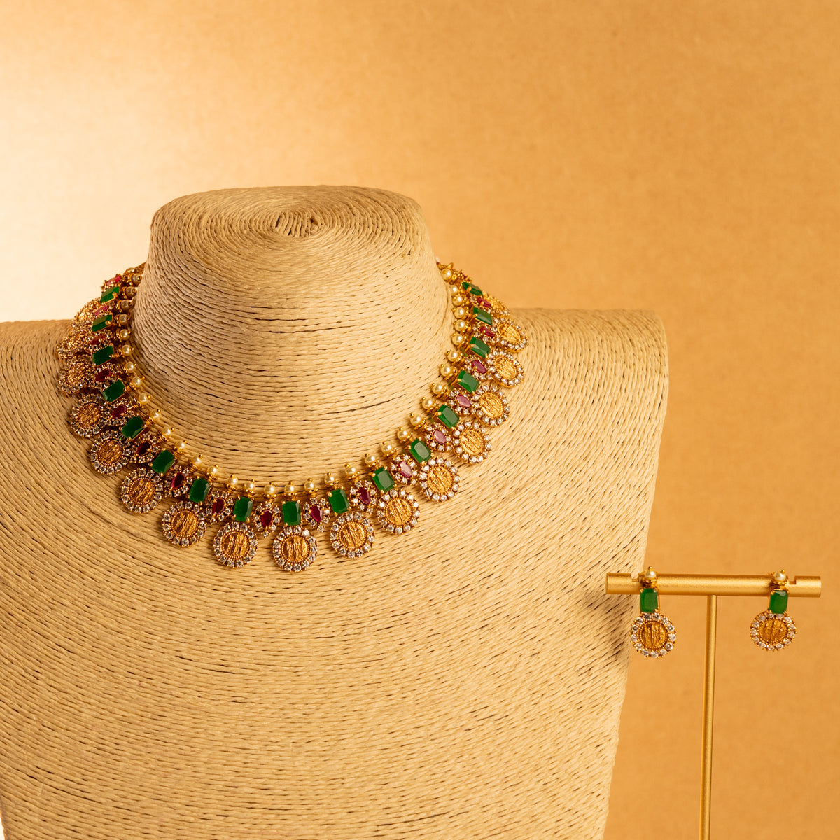 NITHYA GOLD TONED ANTIQUE FINISH NECKLACE WITH EARRINGS NL168