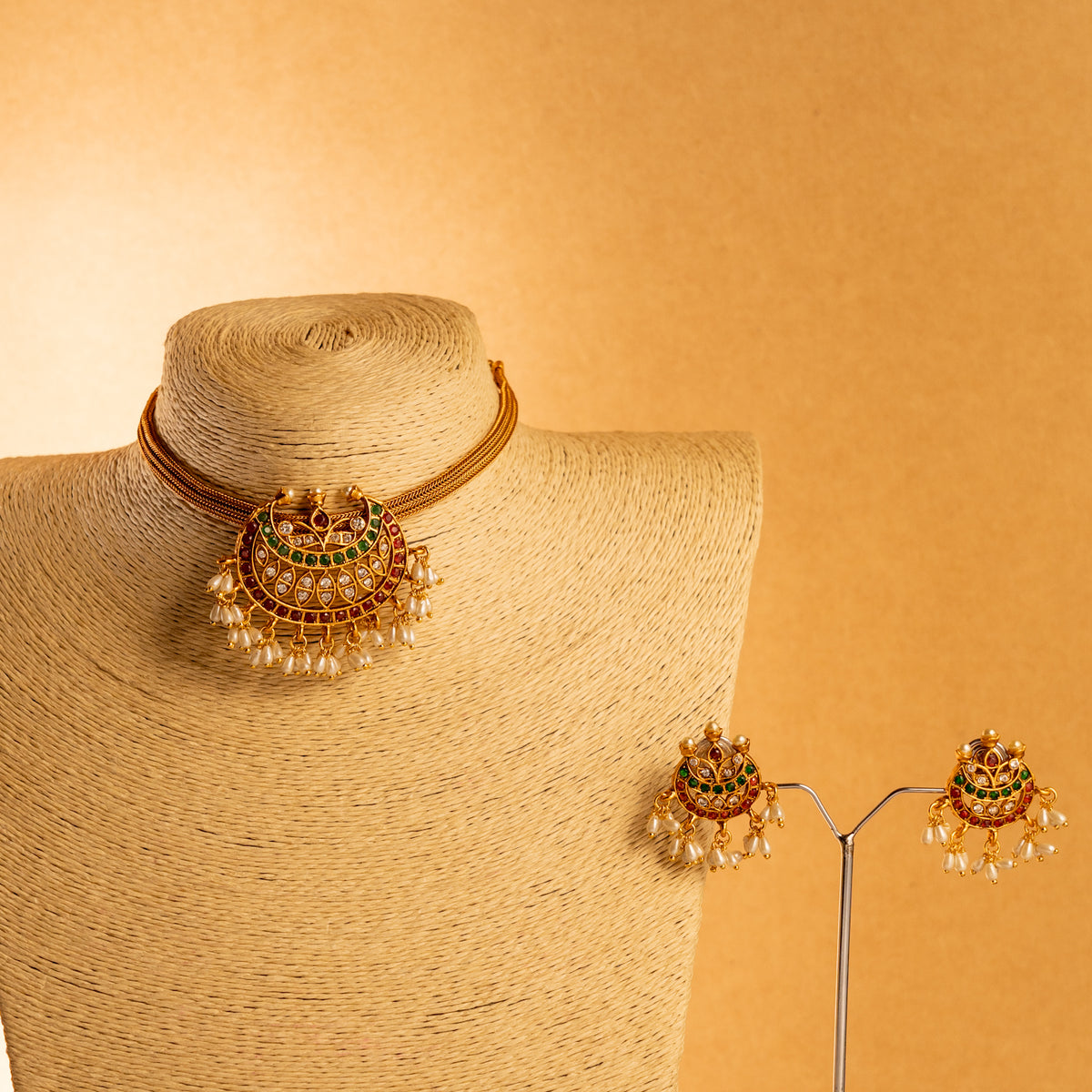 PADMA ATTIYAL GOLD TONED ANTIQUE FINISH NECKLACE WITH EARRINGS NL167