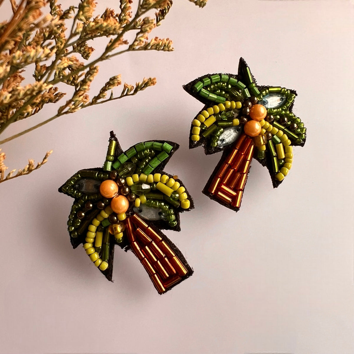 GREEN GLINT FABRIC AND BEADS HANDMADE EARRING ER585