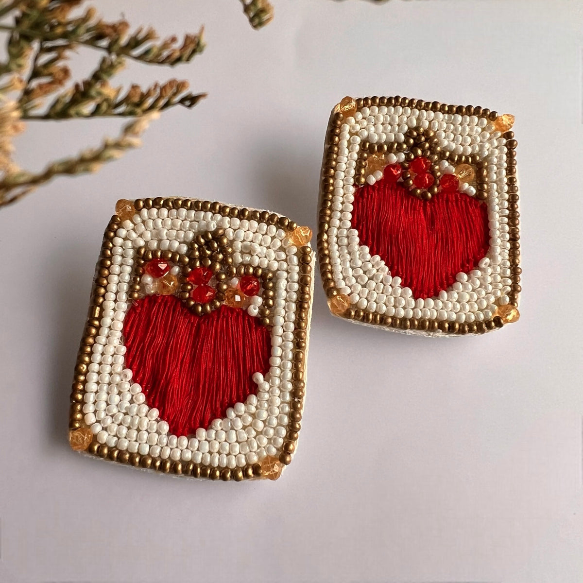 SPARKLUKE FABRIC AND BEADS  HAND STITCHED EARRING ER589