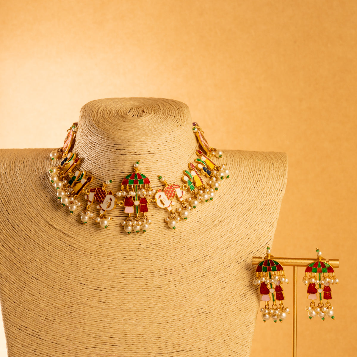 RAKITHA ENAMELPEARL HANDMADE AND HAND PAINTED NECKPIECE NECKLACE NL60