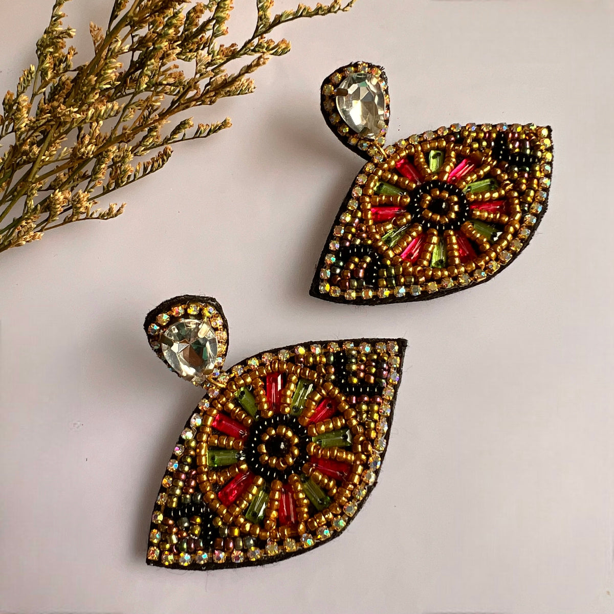 LASHGLOW FABRIC AND BEADS HANDMADE EARRING ER595