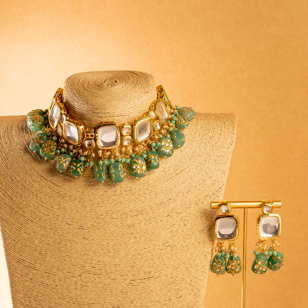 NIHARA KUNDAN BEADED HANDMADE HAND PAINTED ANTIQUE NECKPIECE NECKLACE NL95