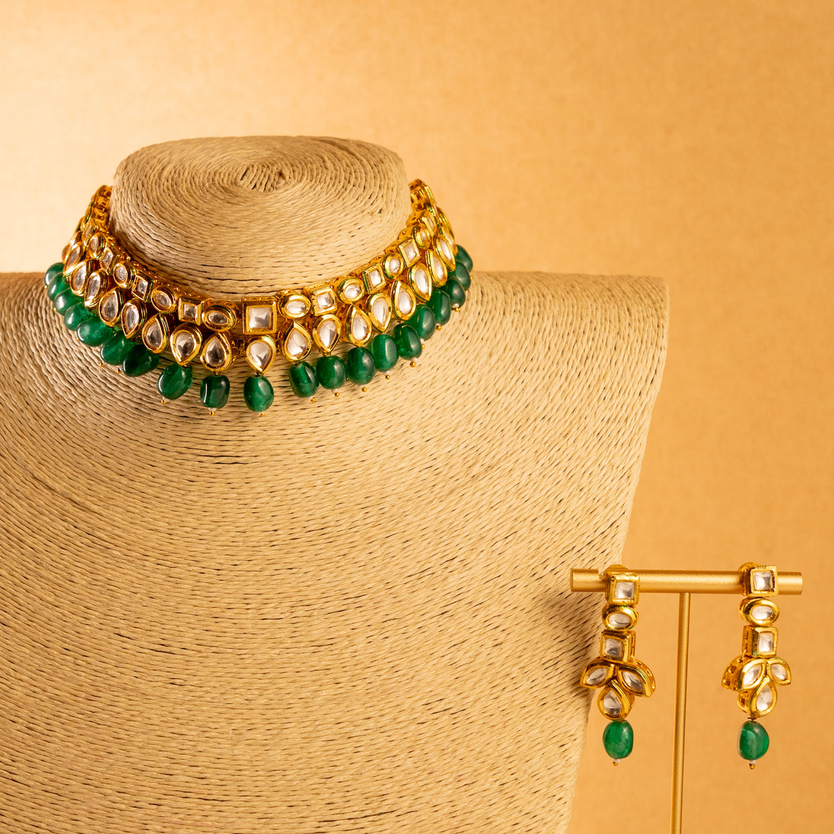 JAGATHY KUNDAN BEADED HANDMADE ANTIQUE NECKPIECE NECKLACE NL100