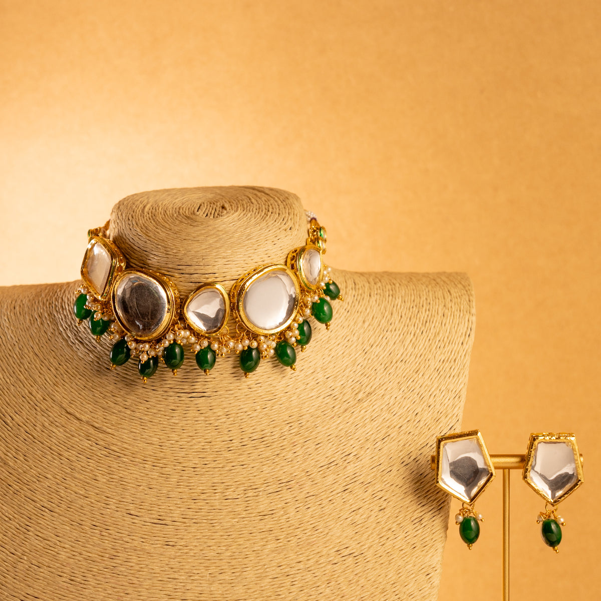 RITU KUNDAN BEADED HANDMADE ANTIQUE NECKPIECE NECKLACE NL97