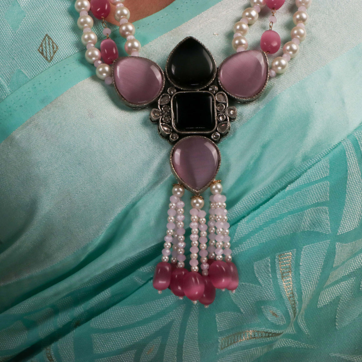 MEHANDI HANDMADE RAW AND RUSTIC FINISH MONALISA STONE PEARL AND BEADED MALA WITH EARRINGS ML11