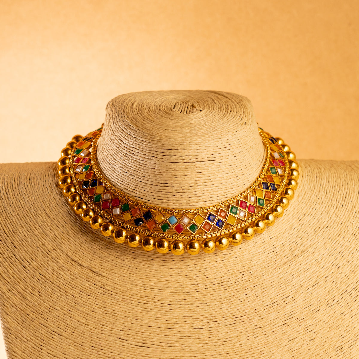 PREETHA GOLD TONED ANTIQUE FINISH NECKLACE WITH EARRINGS NL183