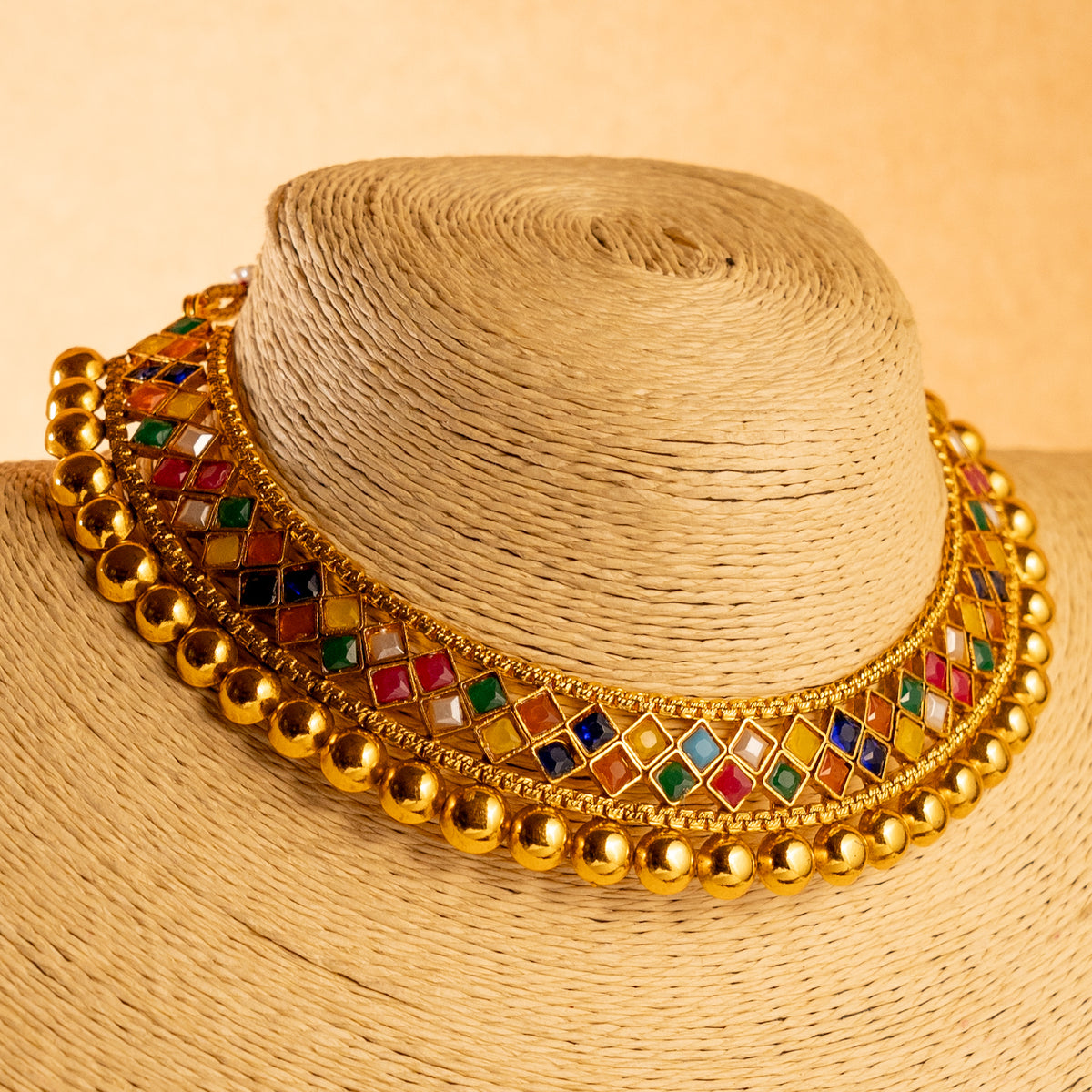 PREETHA GOLD TONED ANTIQUE FINISH NECKLACE WITH EARRINGS NL183