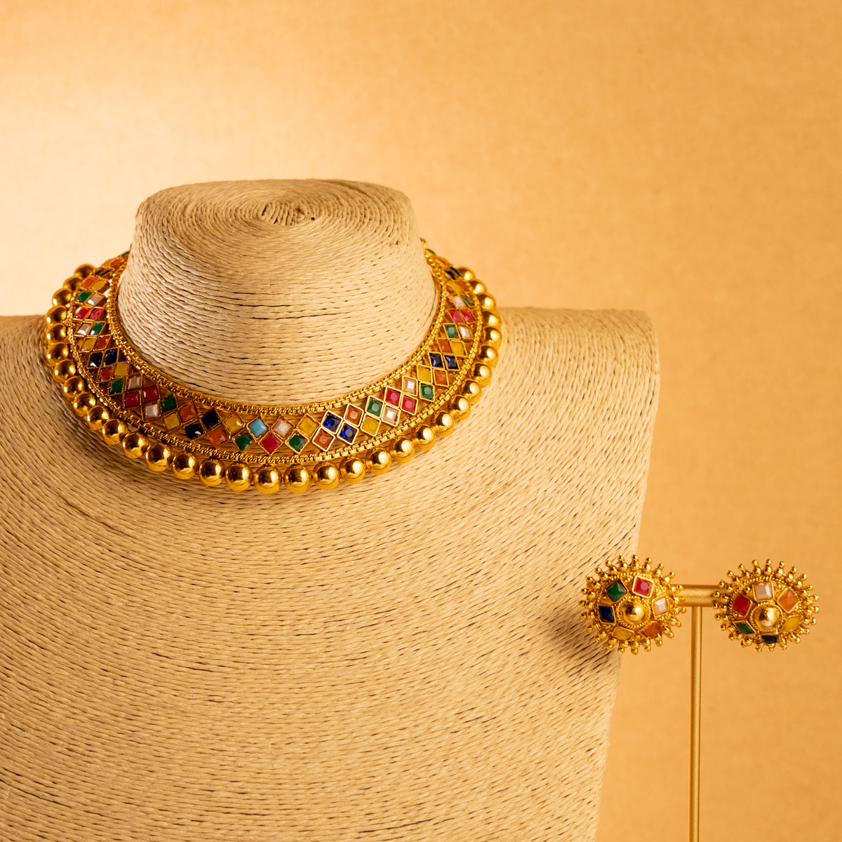 PREETHA GOLD TONED ANTIQUE FINISH NECKLACE WITH EARRINGS NL183