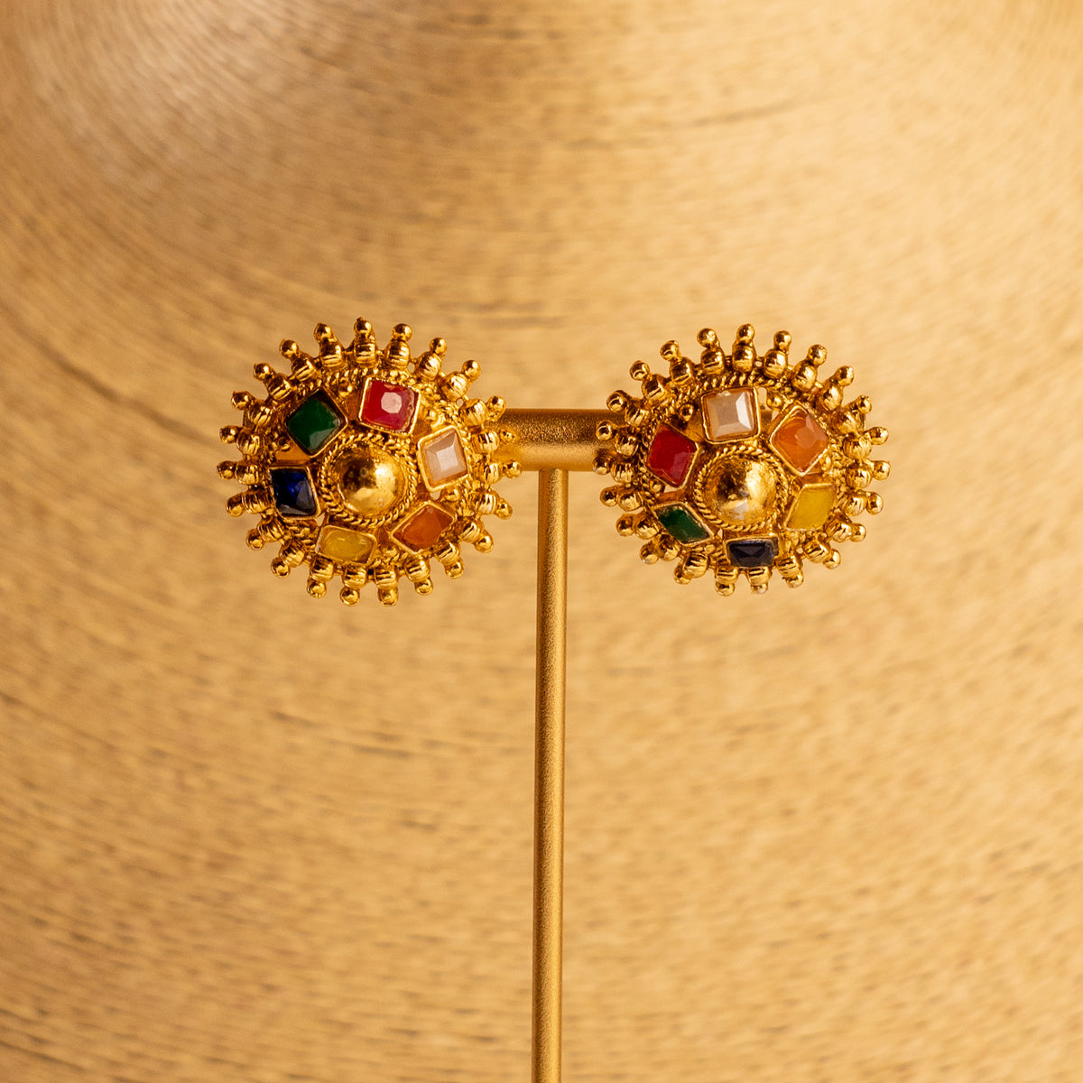 PREETHA GOLD TONED ANTIQUE FINISH NECKLACE WITH EARRINGS NL183