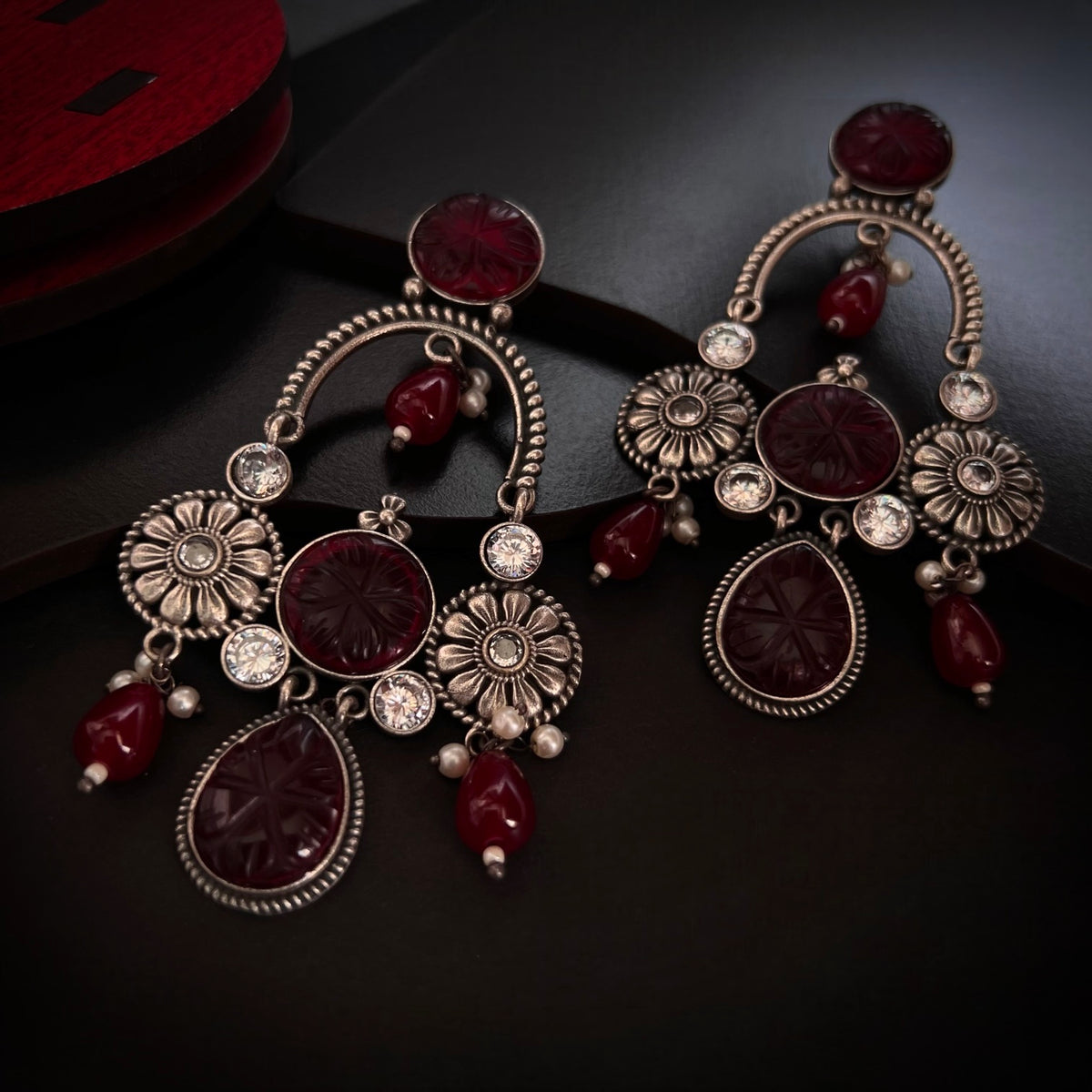 LUNA FAUX SILVER SEMI HANDMADE CARVING STONE EARRINGS ER644