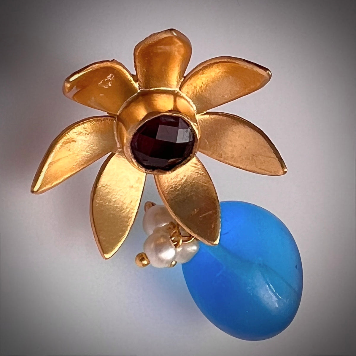 ABI GOLD TONED HANDMADE EARINGS  ER171