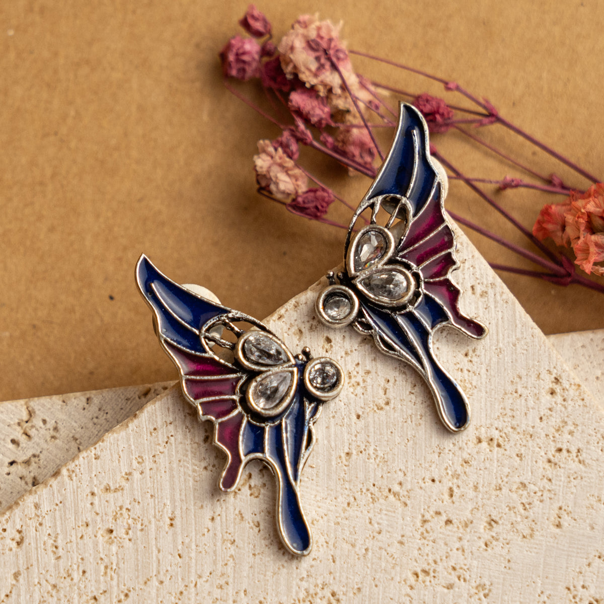 MIA OXIDIZED HANDMADE EARRINGS/ STUDS ER662