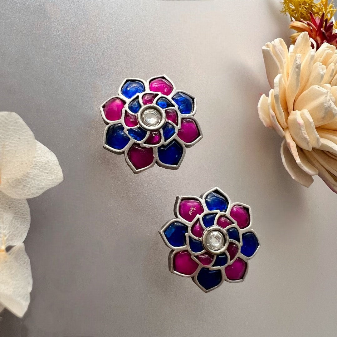 AZURE BLOSSOMS SILVER LOOK ALIKE SEMI HANDMADE STUDS ER518
