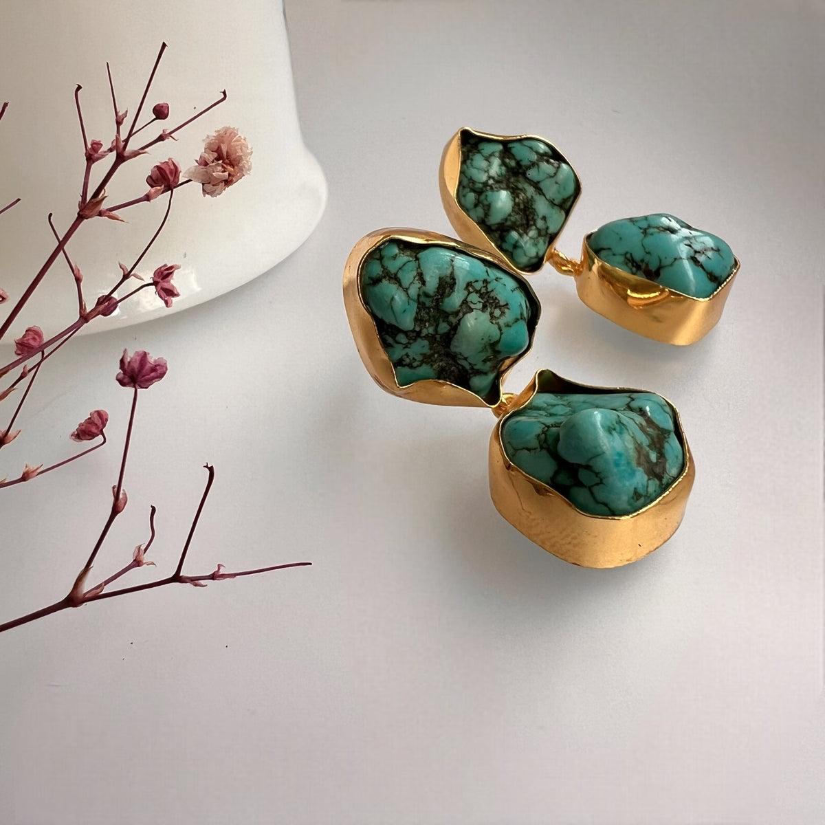 LUMINOVA GOLD TONED 18KT GP PLATING  DANGLER EARRING ER626