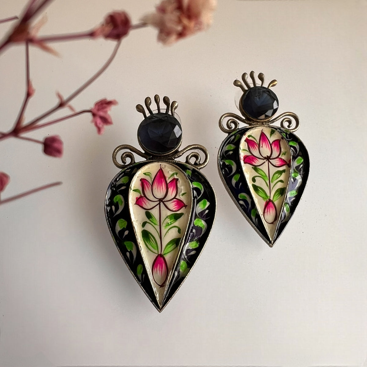 RAYNA RAW AND RUSTIC HANDMADE SILVER LOOK ALIKE STUD ER611