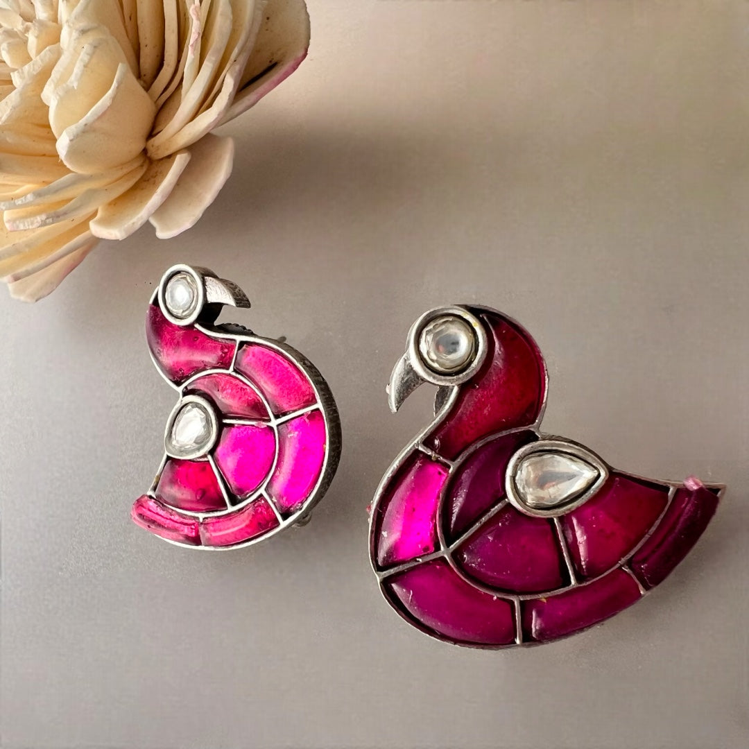 QUAKER  SILVER LOOK ALIKE SEMI HANDMADE STUDS ER523