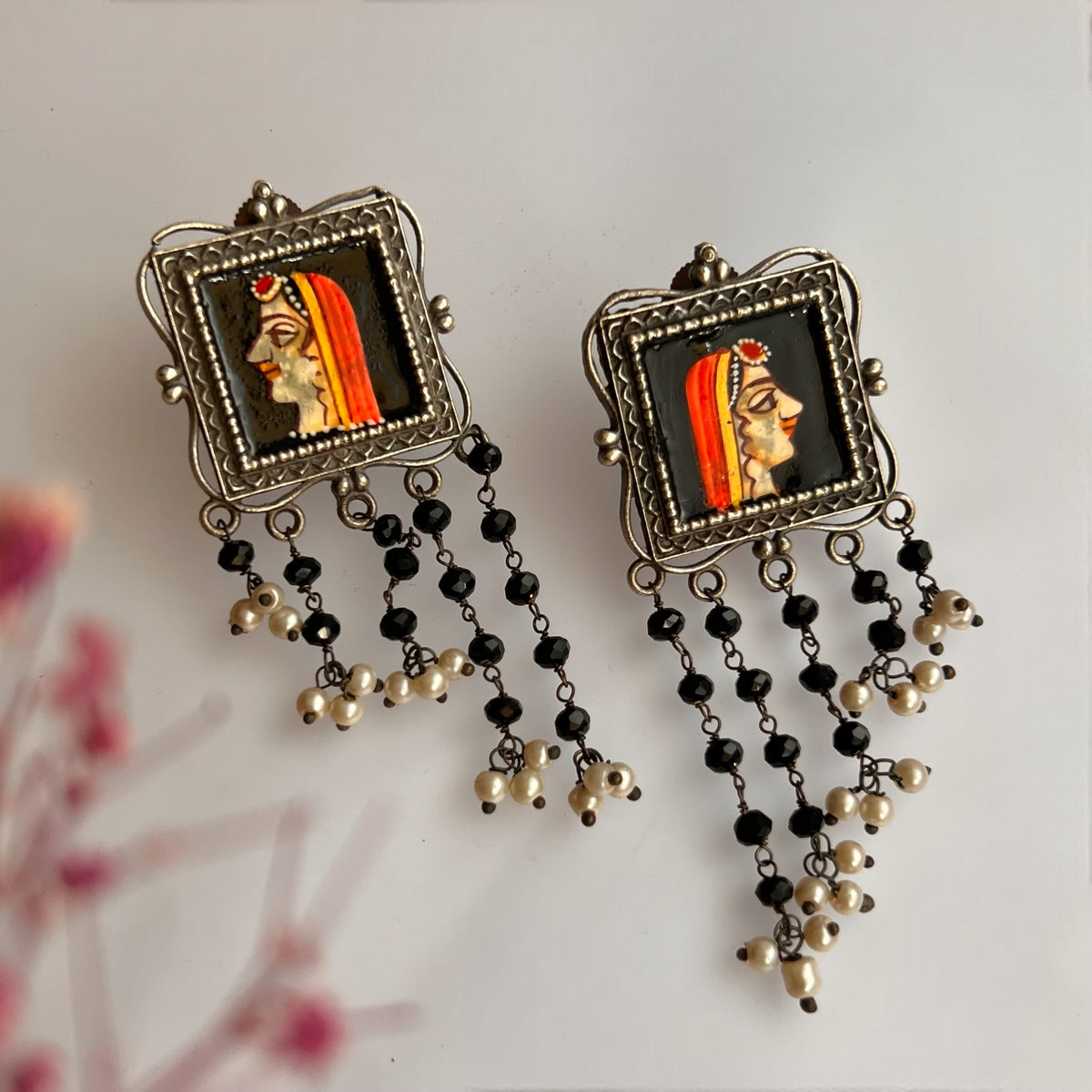 SELKET RAW AND RUSTIC HANDMADE EARRINGS WITH BEADS ER613
