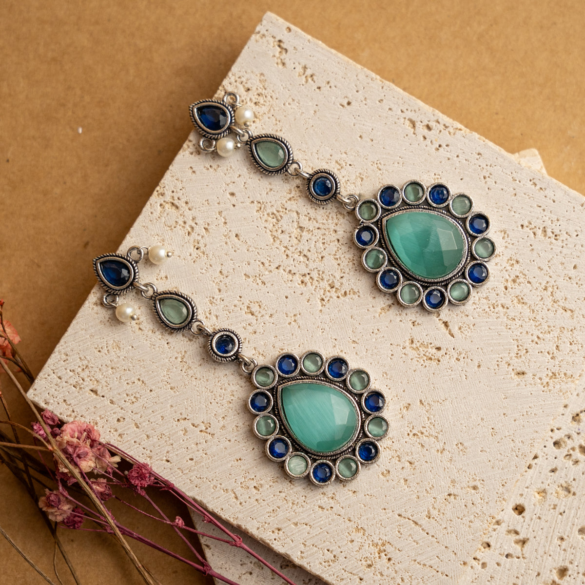 DIANA MIA MONALISA FAUX SILVER EARRINGS ER684