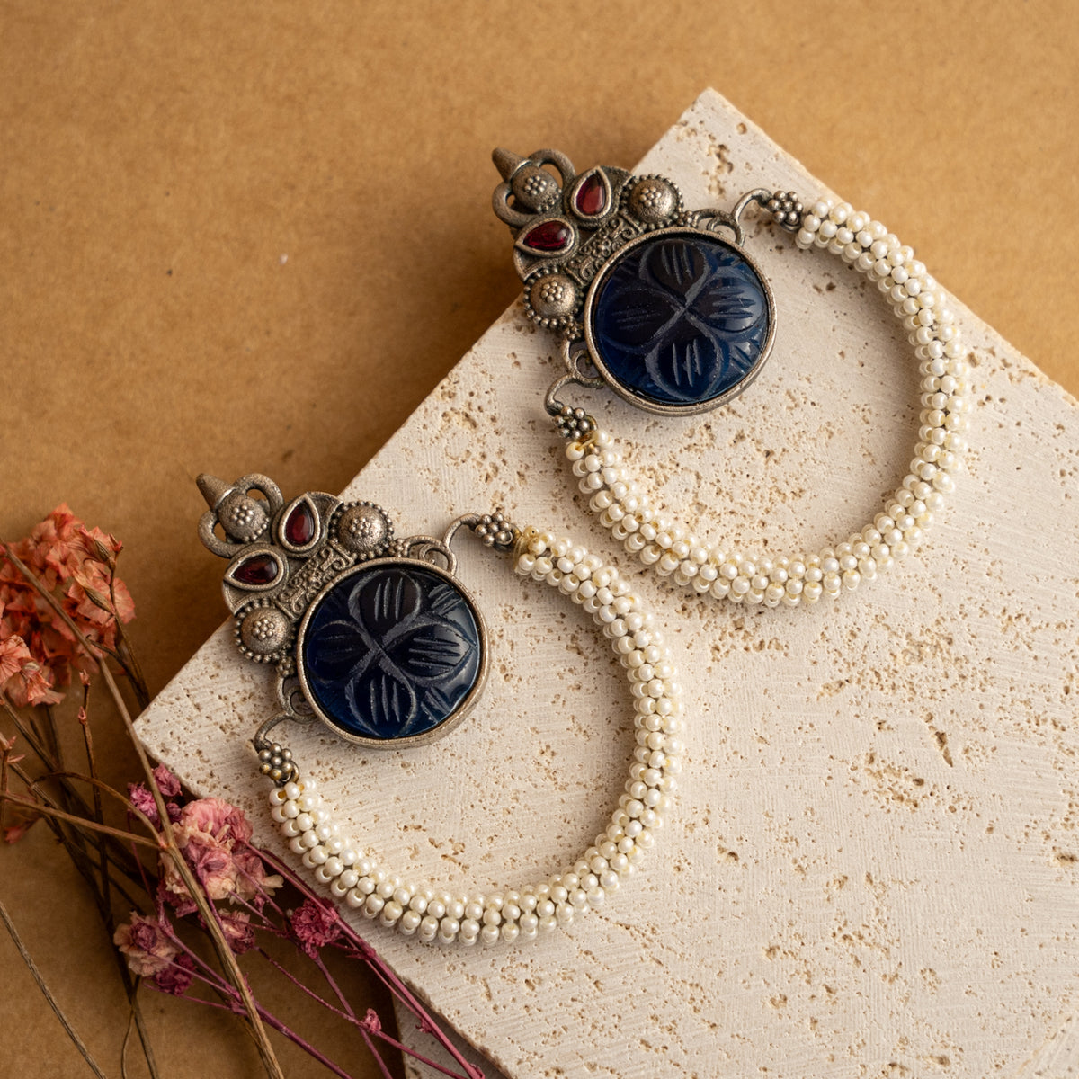 RAKOTNA MONALISA STONE SEMI HANDMADE STUDS/ EARRINGS ER683