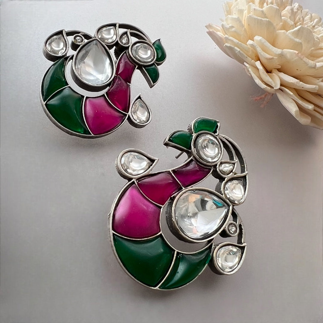 PEACOCK FLORAL FEATHER SILVER LOOK ALIKE SEMI HANDMADE STUDS ER520