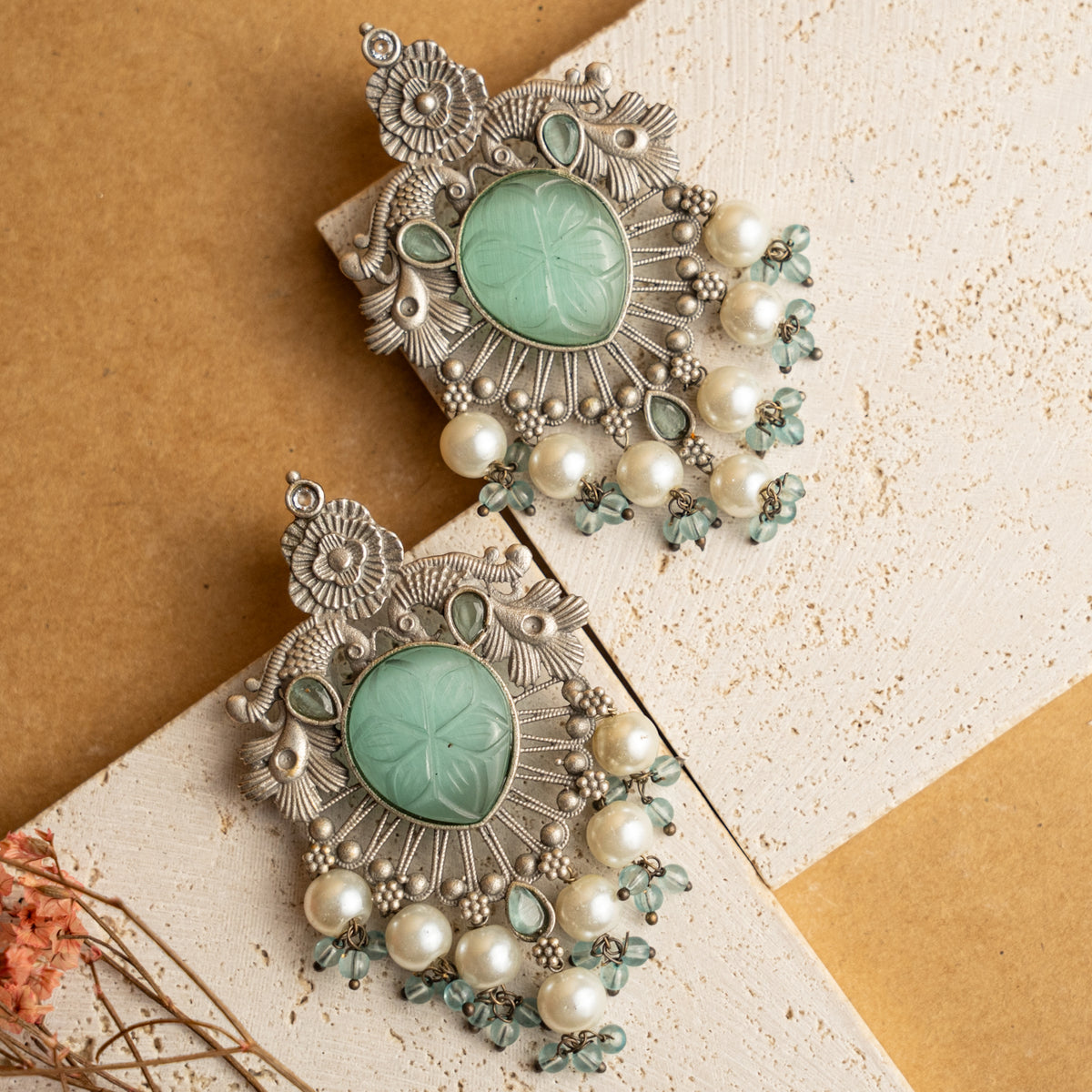 VIOLET FAUX SILVER CARVING STONE SEMI HANDMADE EARRINGS ER711