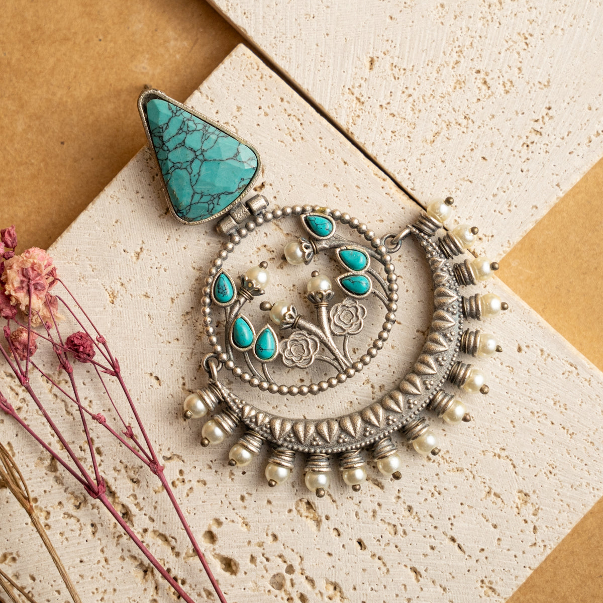 FAUX SILVER RAW AND RUSTIC MONALISA STONE DANGLER/ EARRINGS ER695