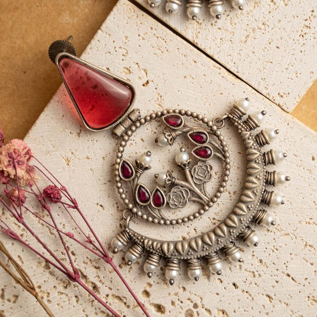 FAUX SILVER RAW AND RUSTIC MONALISA STONE DANGLER/ EARRINGS ER695