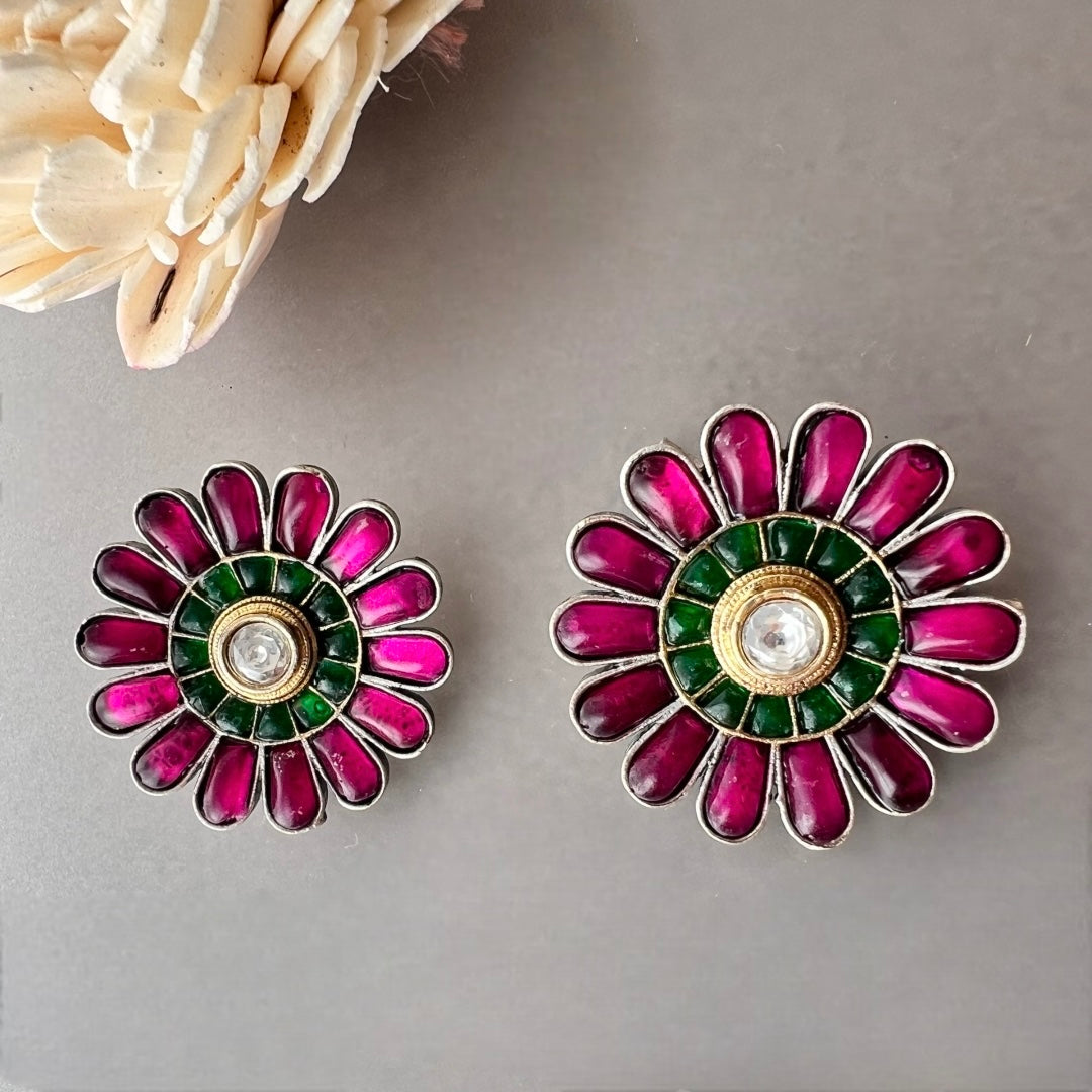 BELLA FLORAL SILVER LOOK ALIKE SEMI HANDMADE STUDS ER525