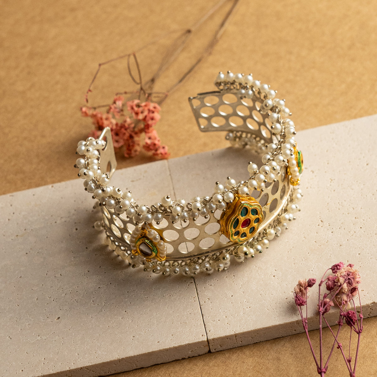 MANISHS CUTIE HAND HAMMERED AND HANDMADE DUAL TONED CLASSIC KUNDAN BRACELETS
 BR56