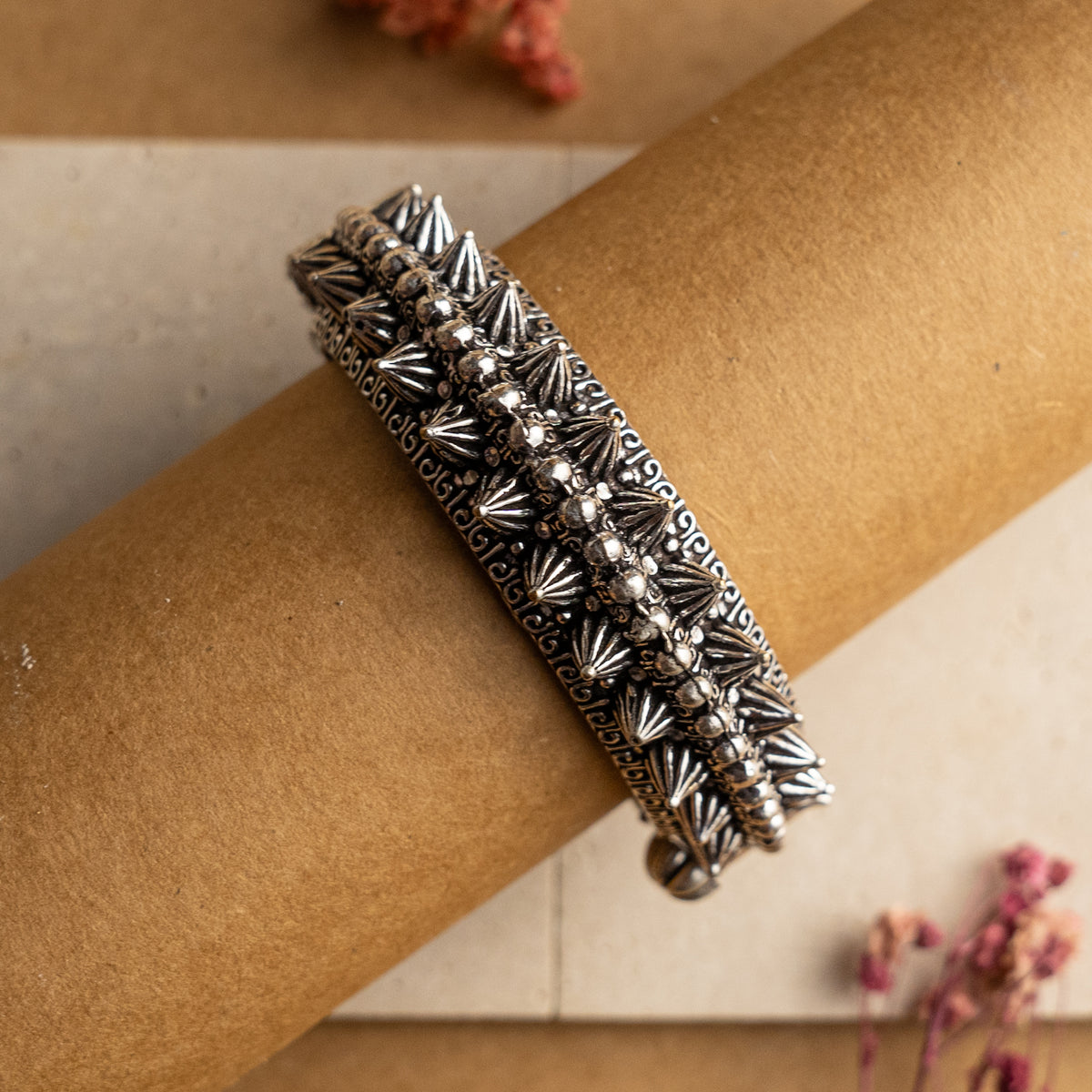 RITHINU BLACK POLISH HAND CUFFS/BRACELET/BANGLES/KADAS 
 BR72