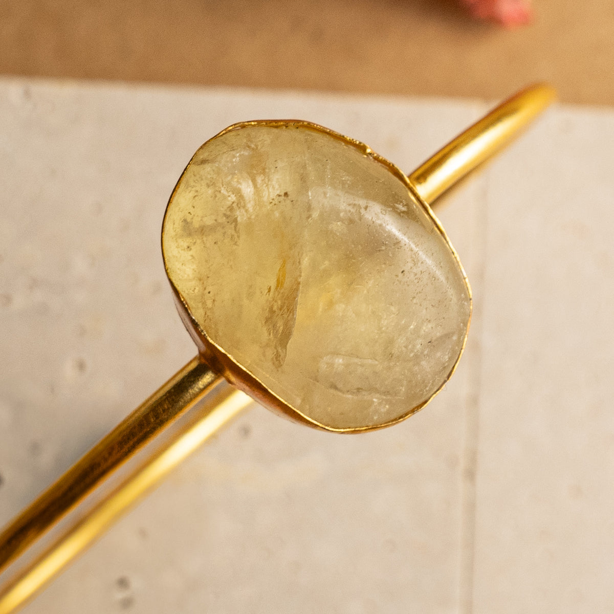 CITRON HAND HAMMERED AND HANDMADE GOLD TONED CLASSIC STONE BRACELETS BR73