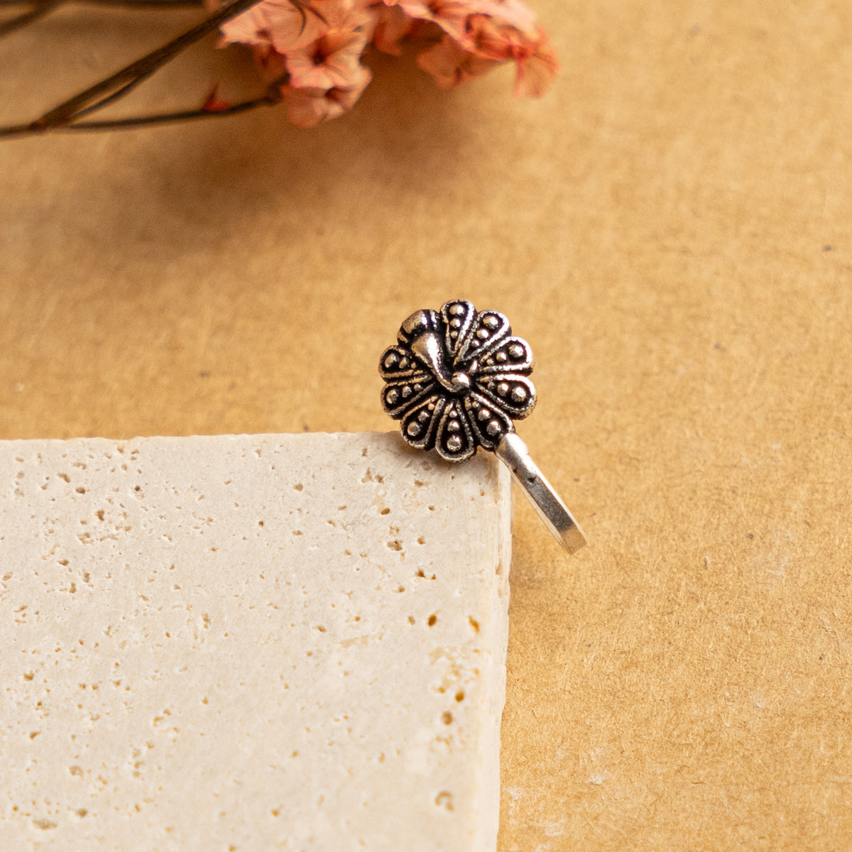 DAPHNE CLIP ON NOSE STUDS NS79