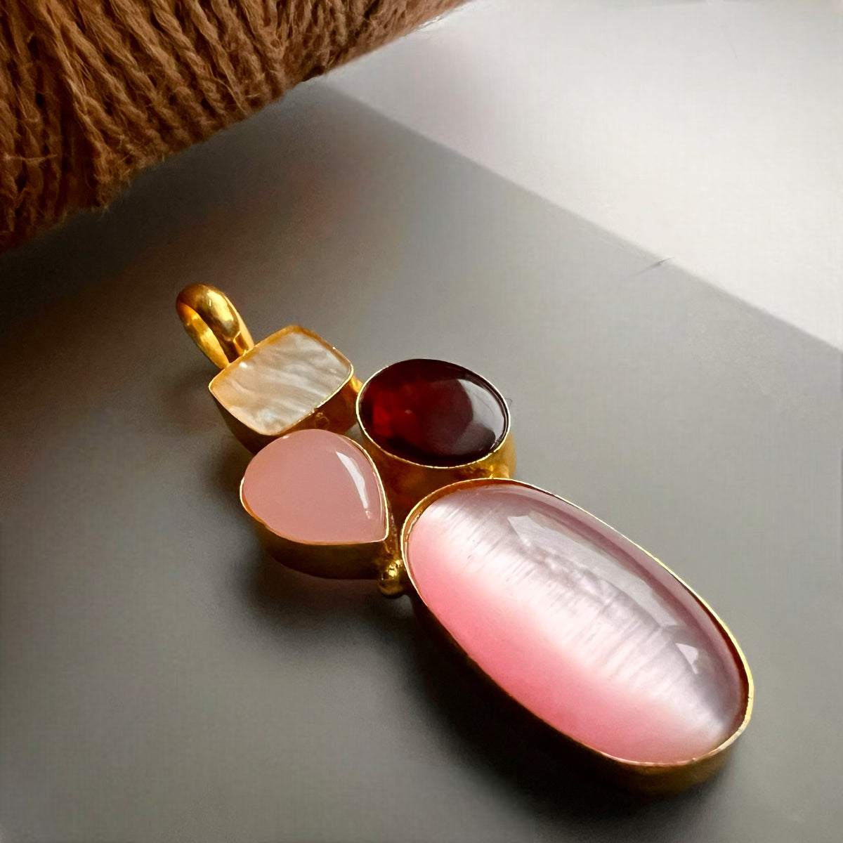 EVELYN HANDMADE BIJOUX PREMIUM AND BIJOUX EXCLUSIVE HASLI CH476