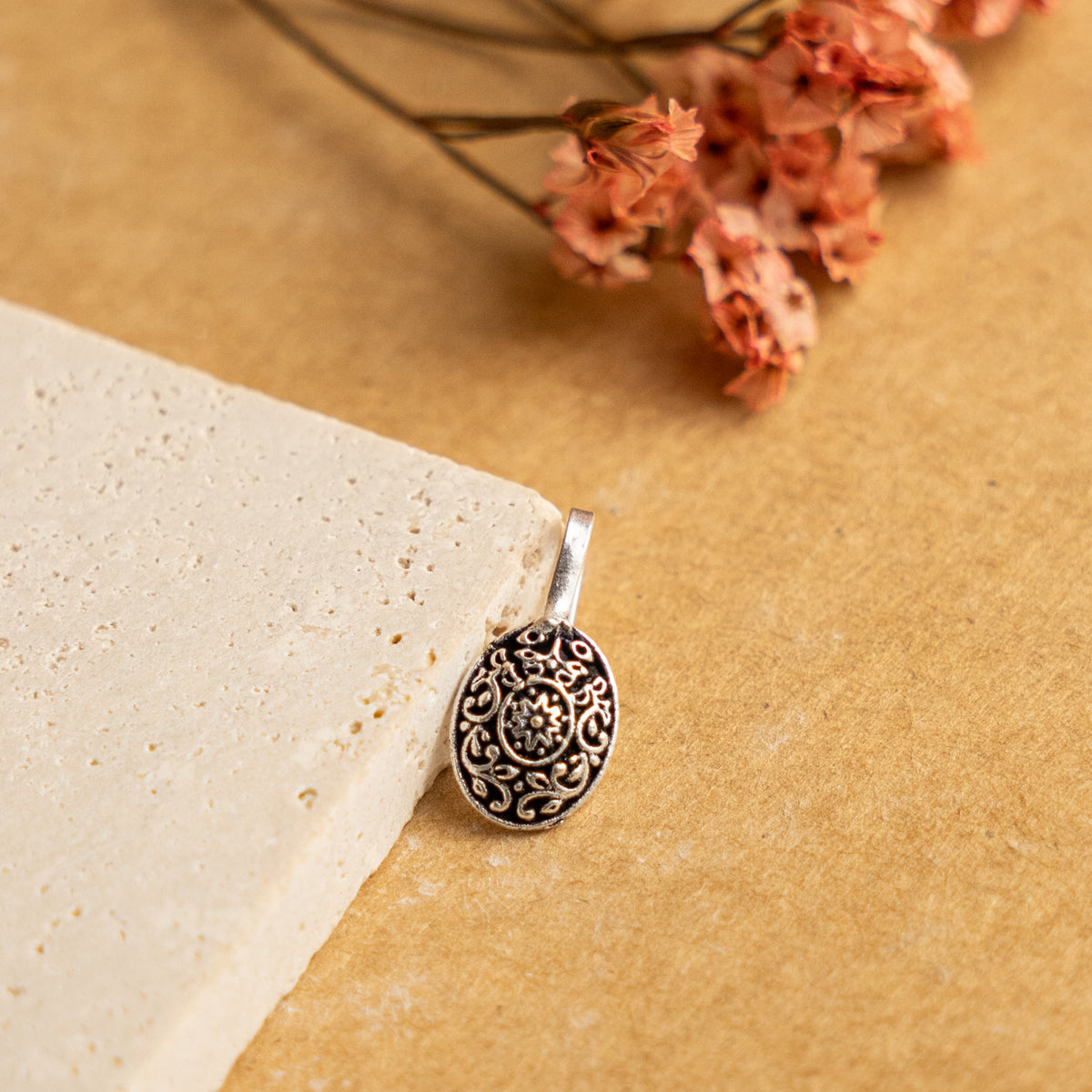 HAZEL CLIP ON NOSE STUDS NS78