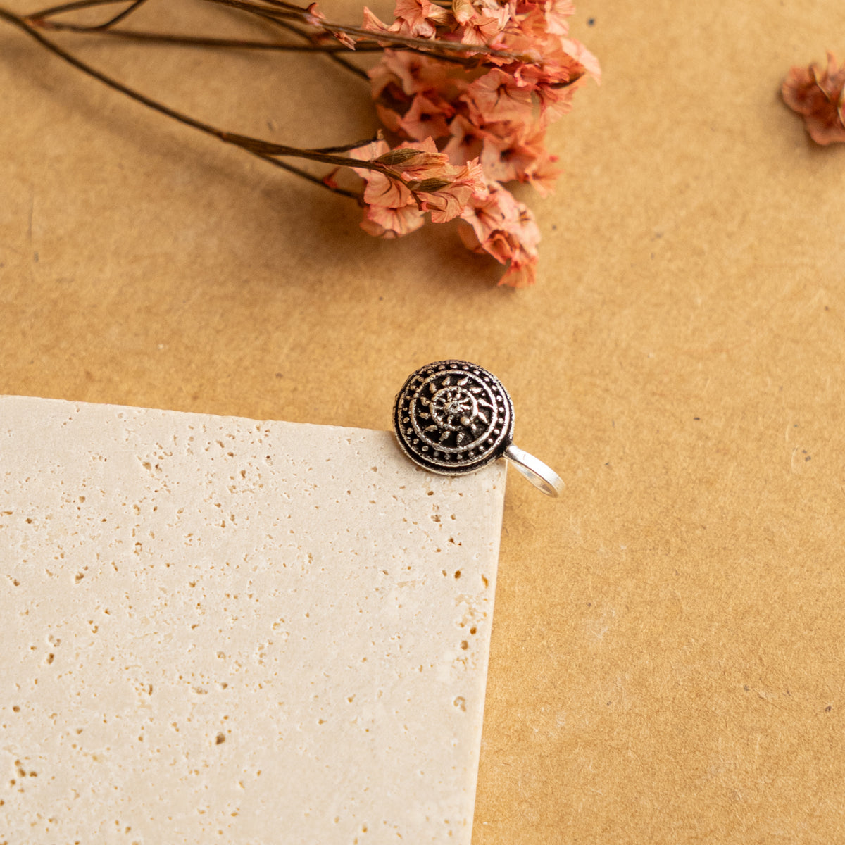 SANA CLIP ON NOSE STUDS NS73