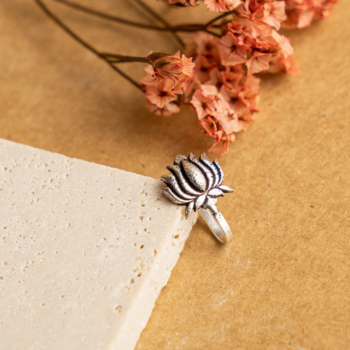 INAYA CLIP ON NOSE STUDS NS86