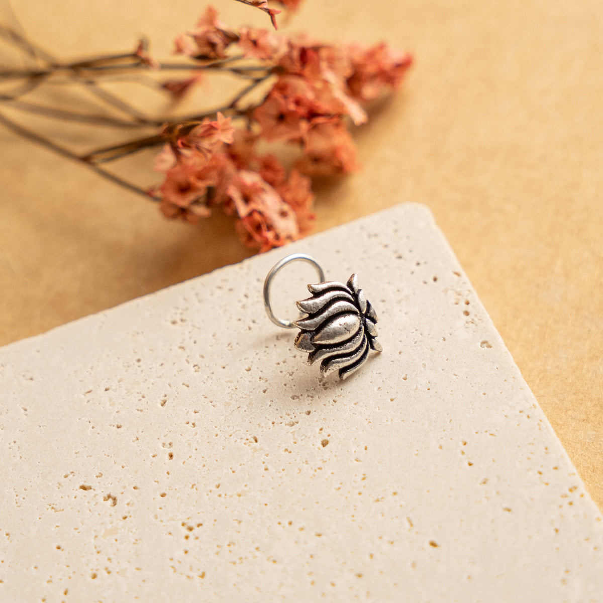 ELEANOR PIERCED NOSE STUDS NS77