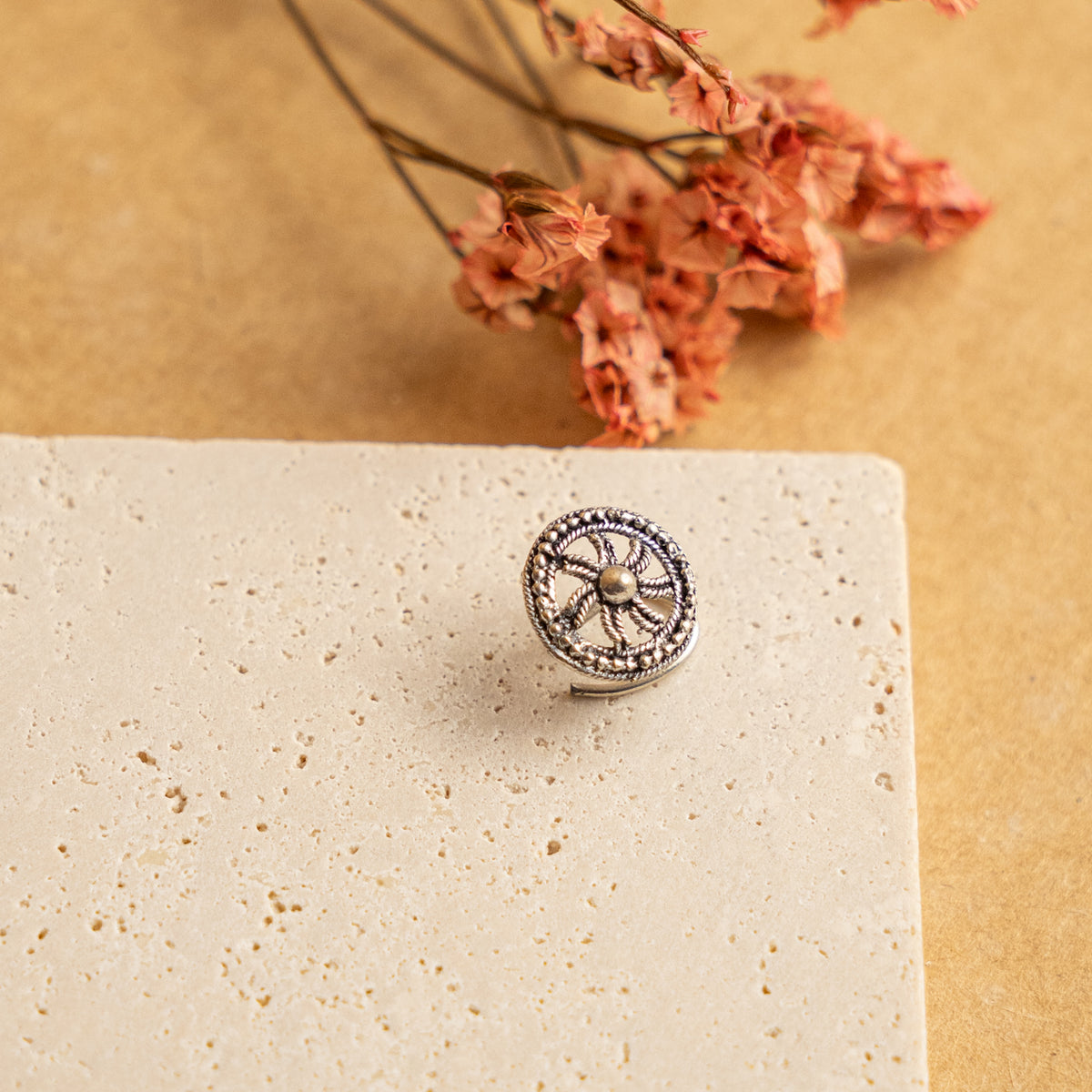 AVANI PIERCED NOSE STUDS NS89