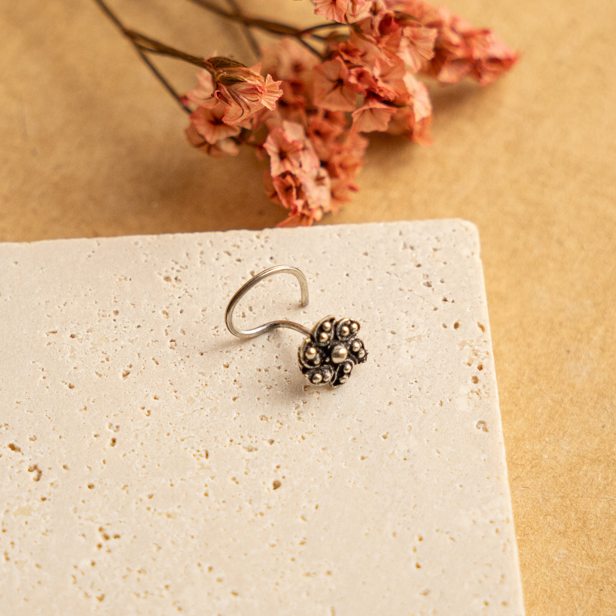 AVANI PIERCED NOSE STUDS NS92