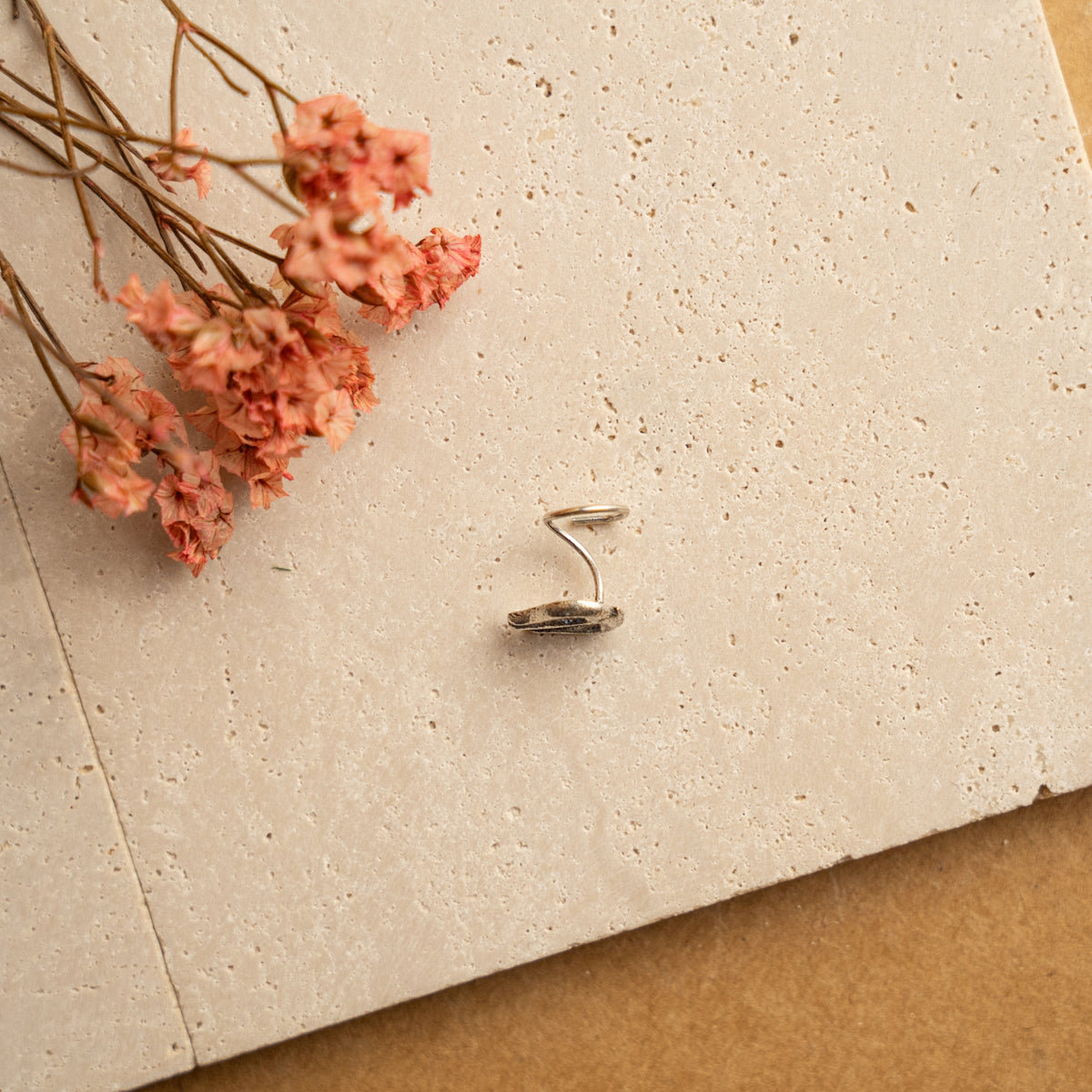 AZARI PIERCED NOSE STUDS NS97